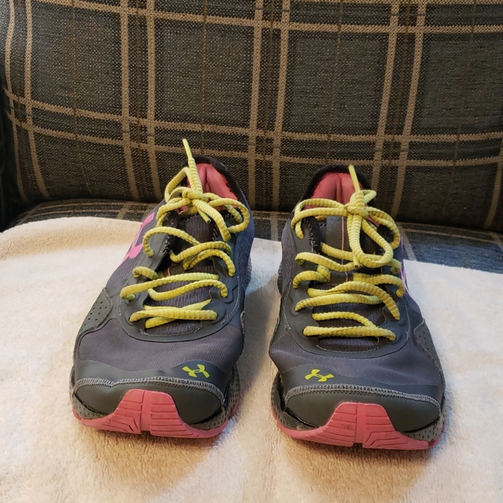 Sneakers,